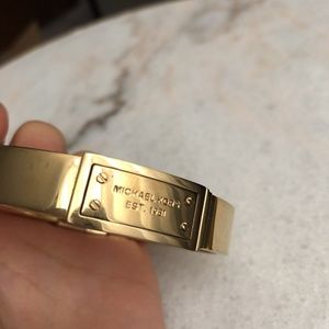 MK \\ MICHAEL KORS BRACELET